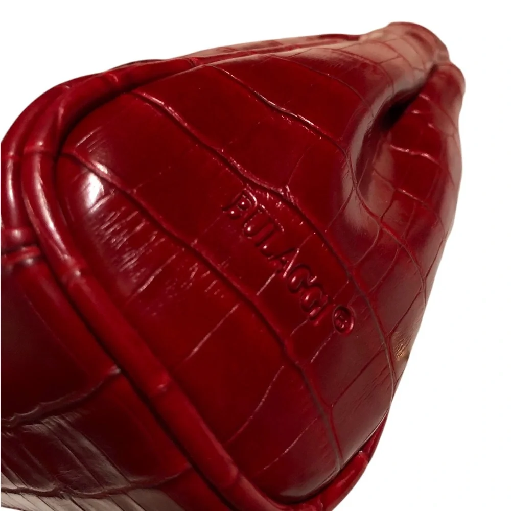 BULAGGI The Bag Leather Red Crocodile Embossed Shoulder Bag w/Lock & Key 💥Sold💥 - Picture 4 of 15
